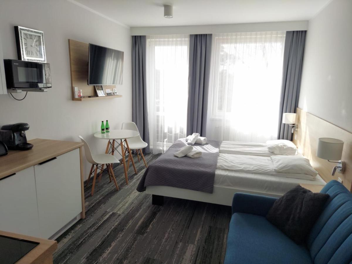 Apartament_Kubamielno ミエルノ エクステリア 写真
